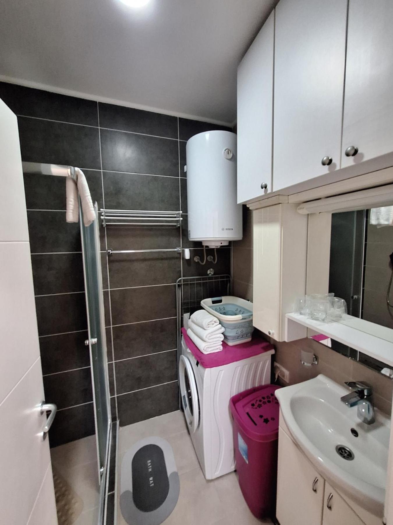 Lux Apartment Sanja 1 Subotica Eksteriør bilde