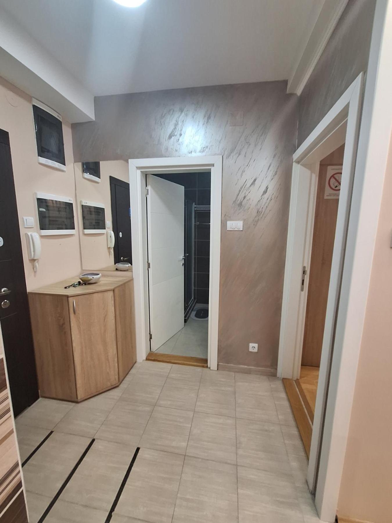 Lux Apartment Sanja 1 Subotica Eksteriør bilde